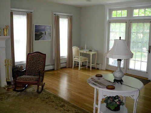 Shearwater Inn East Quogue Экстерьер фото
